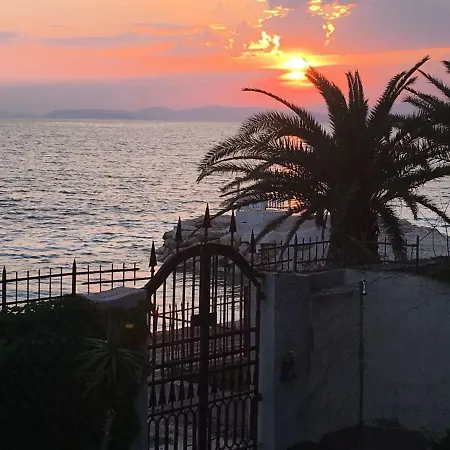 Seaside 